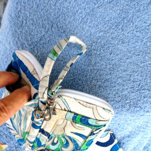 Vera Bradley Credit Card Wristlet & CheckBook Mediterranean Pat. - Picture 8 of 12